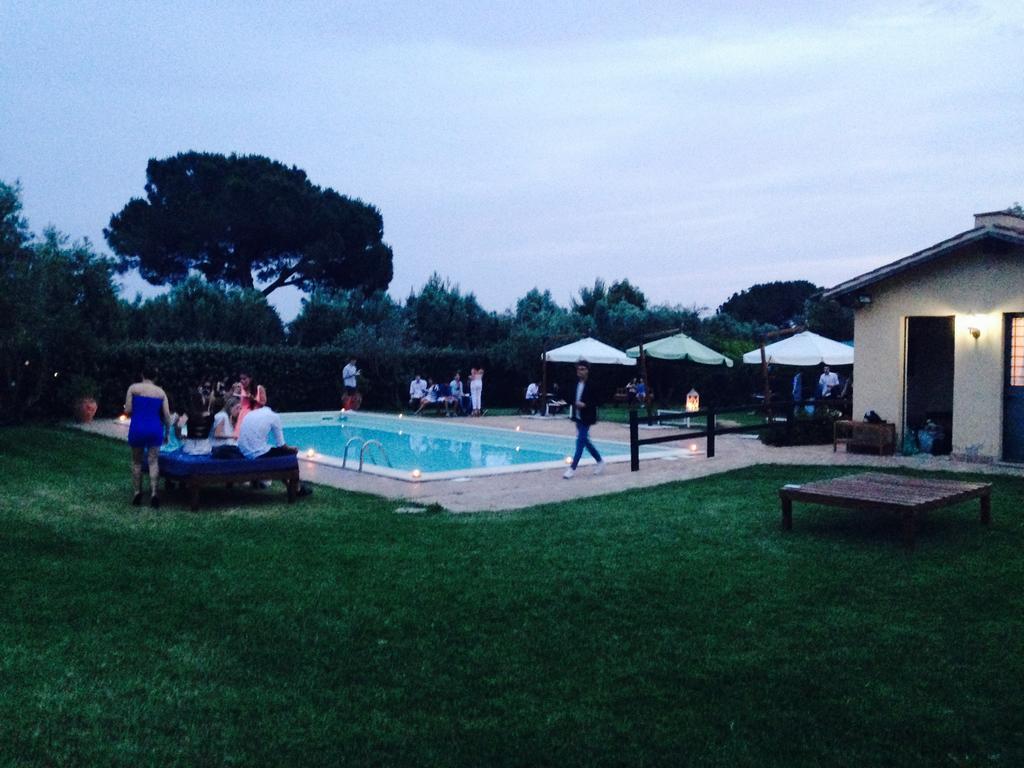 Casale Di Tormaggiore Villa And Country Suites Pomezia Dış mekan fotoğraf