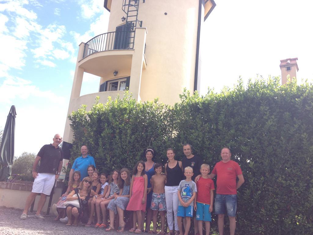 Casale Di Tormaggiore Villa And Country Suites Pomezia Dış mekan fotoğraf