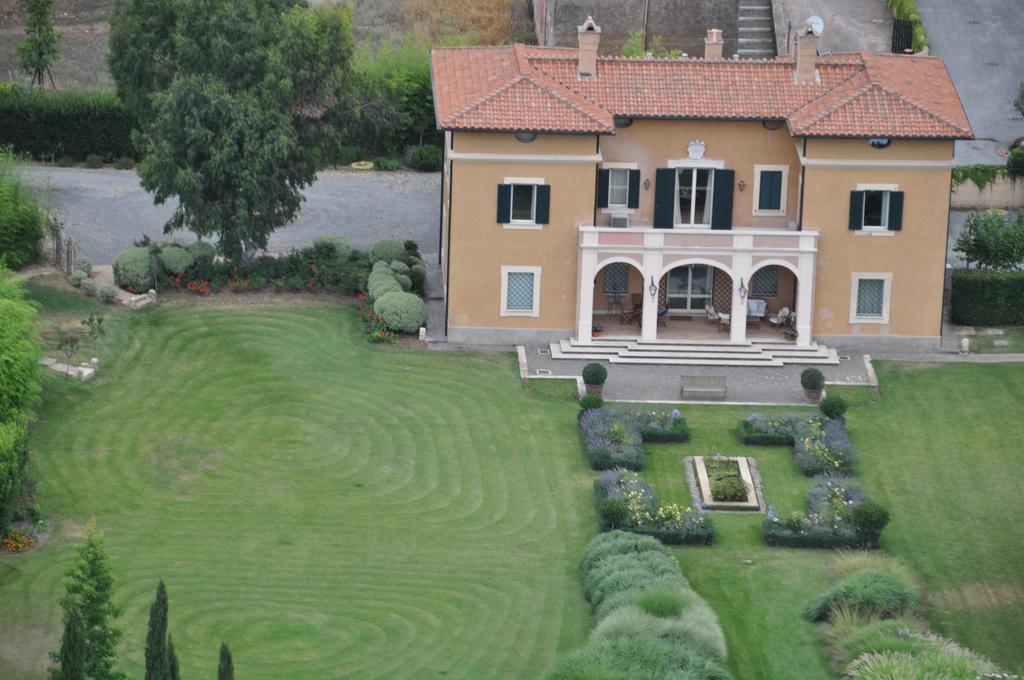 Casale Di Tormaggiore Villa And Country Suites Pomezia Dış mekan fotoğraf