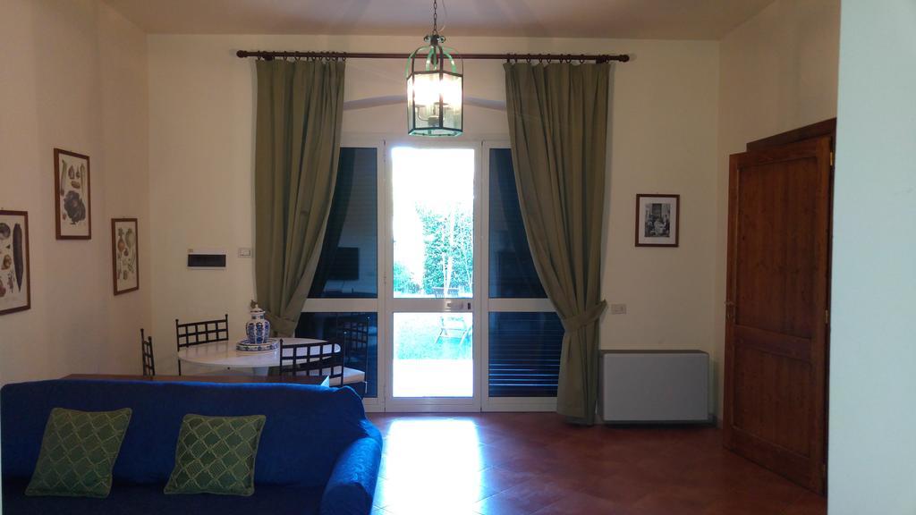 Casale Di Tormaggiore Villa And Country Suites Pomezia Dış mekan fotoğraf