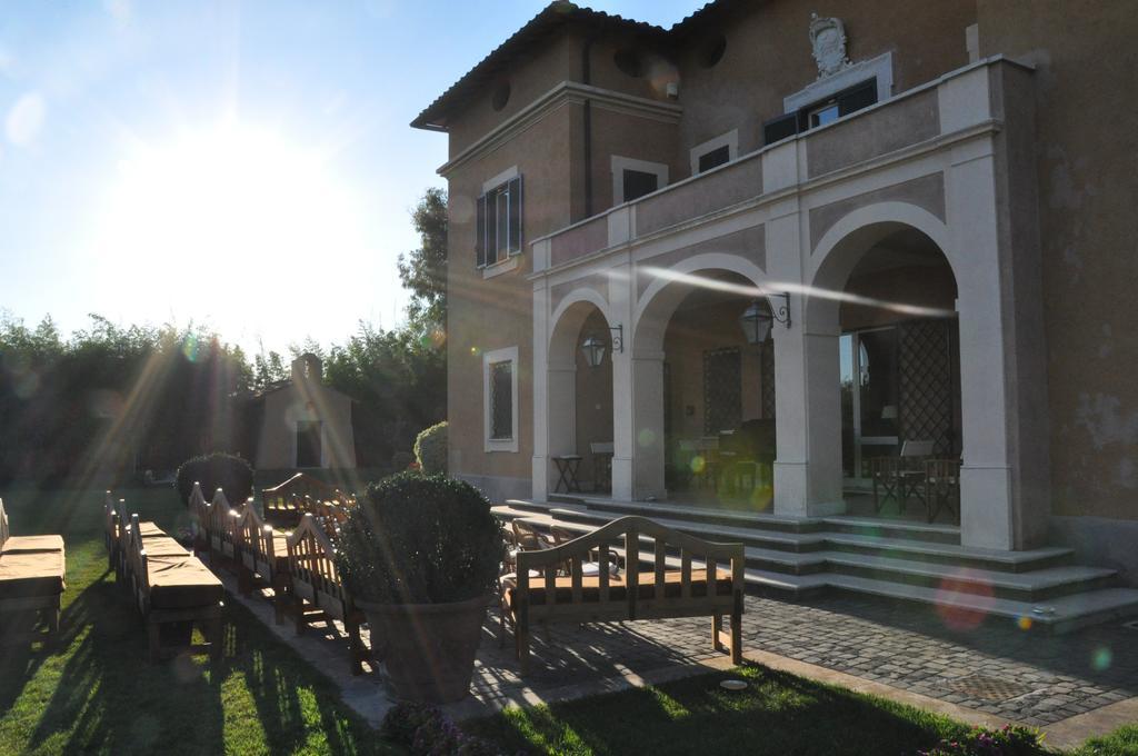 Casale Di Tormaggiore Villa And Country Suites Pomezia Dış mekan fotoğraf